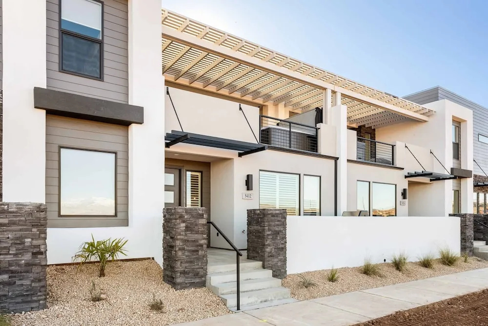 photo 1 of Desert Daydream 4 Bedroom Townhouse