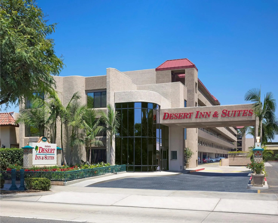 photo 1 of Anaheim Desert Inn and Suites