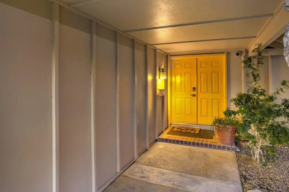 photo 1 of Desert Oasis Las Vegas - Pool 5 Bedrooms 9 Beds