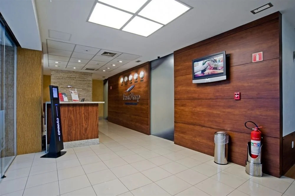 photo 1 of Detroit Airport Plaza Hotel & Suites