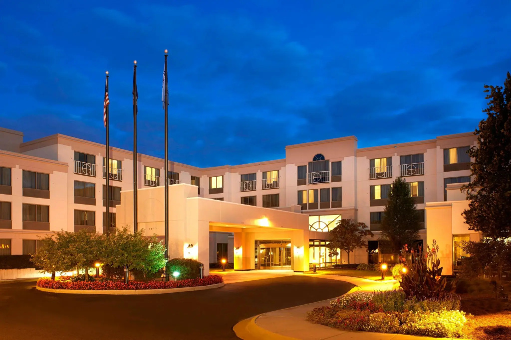 photo 1 of Detroit Metro Airport Marriott