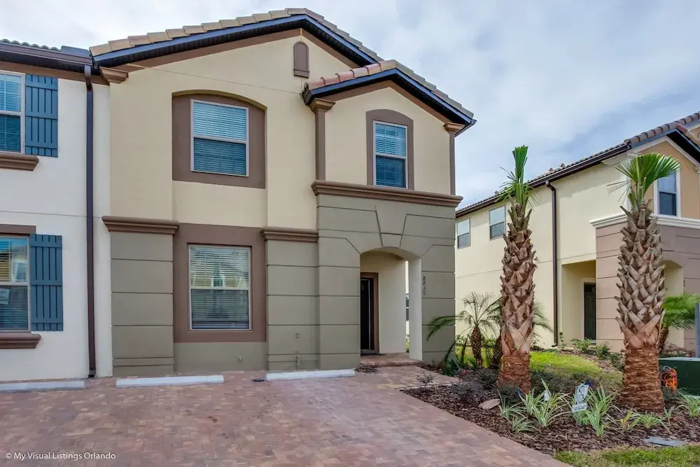 photo 1 of 5 Bed 5 Ba Home W Pool & Spa