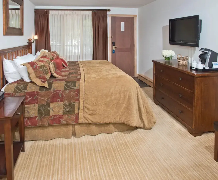 photo 1 of Two Bedroom at the Lodge At Vail by RedAwning - Save 20% on 7+ Nights!