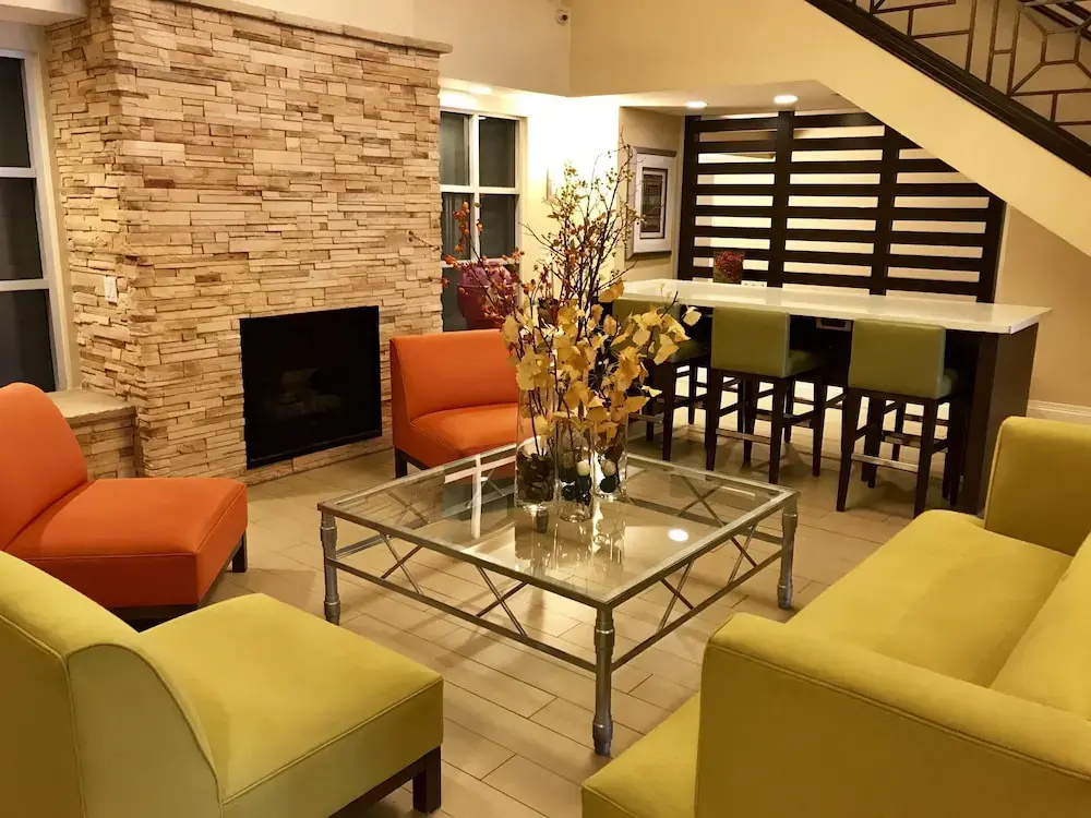 photo 1 of Doubletree By Hilton Chatsworth