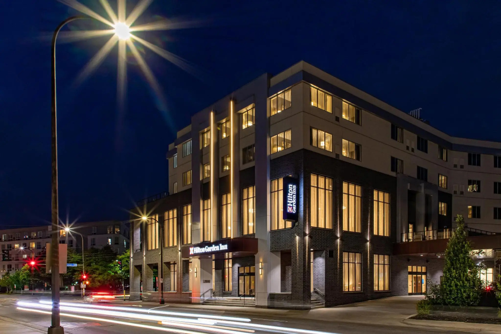 photo 1 of Hilton Garden Inn Minneapolis University Area