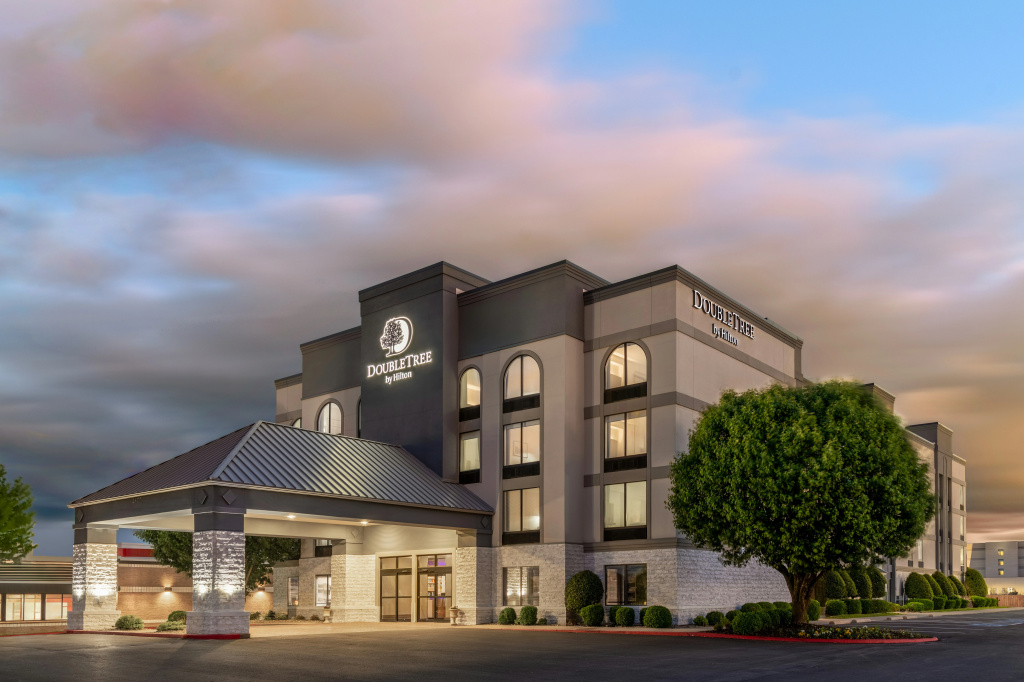 photo 1 of DoubleTree by Hilton Springdale