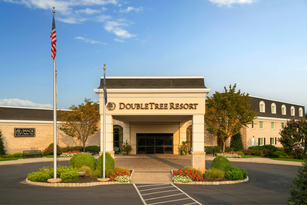 photo 1 of DoubleTree Resort by Hilton Lancaster