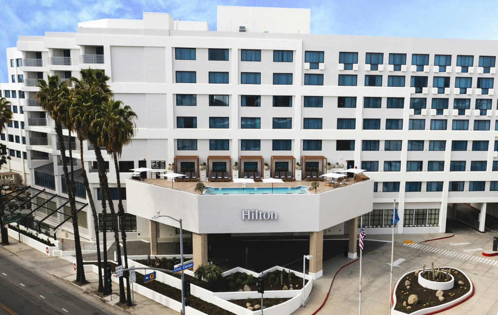 photo 1 of Hilton Santa Monica Hotel & Suites