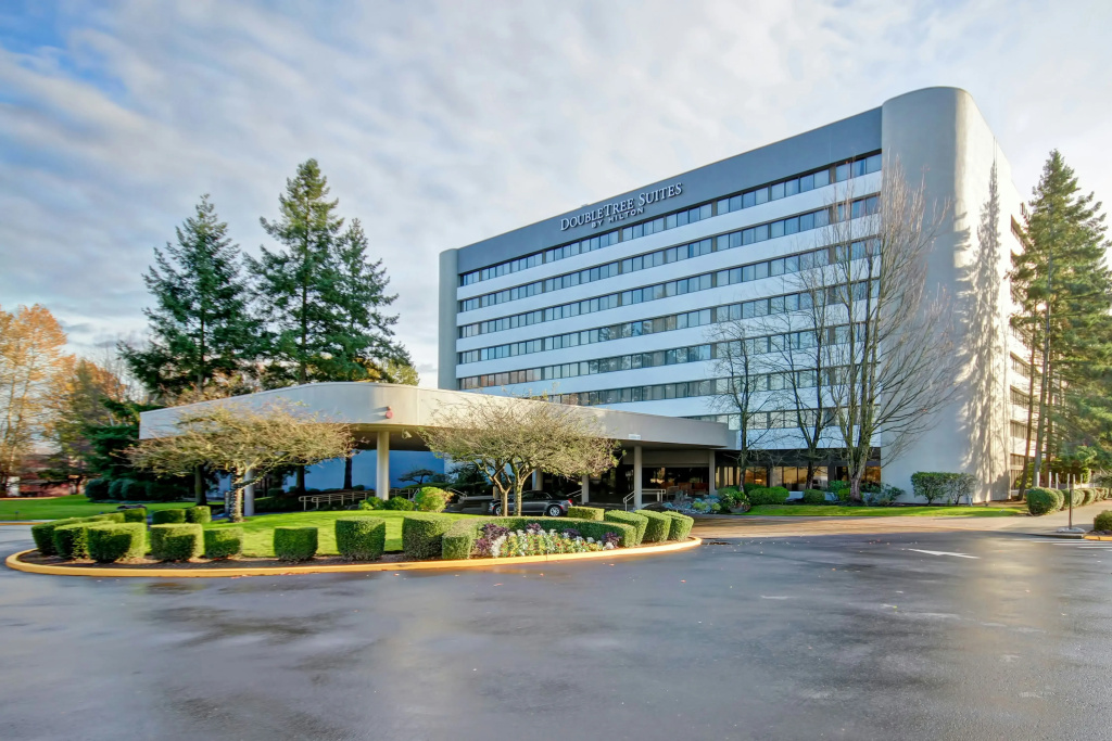 photo 1 of DoubleTree Suites by Hilton Seattle Airport - Southcenter