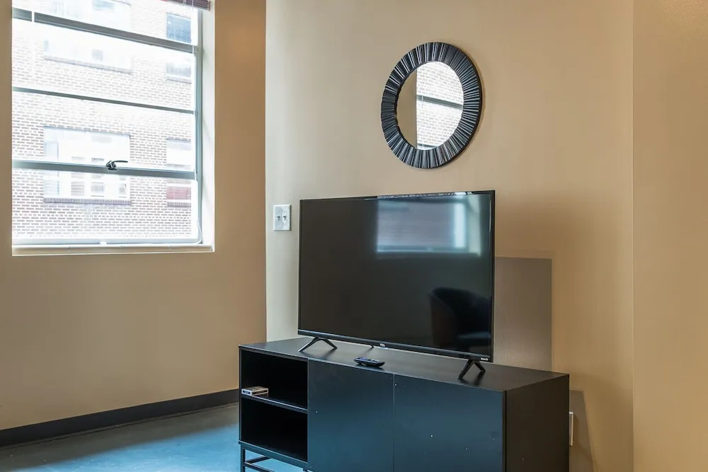 photo 1 of Downtown Jacksonville Apts by Frontdesk