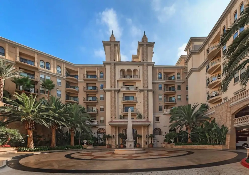 photo 1 of Downtown LA Artistic Apartments