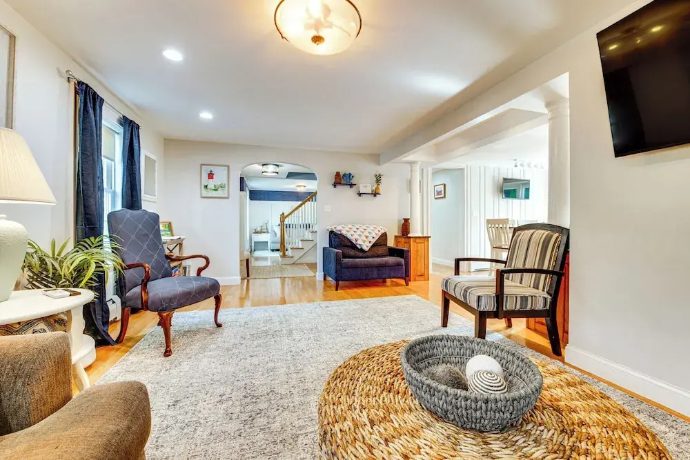 photo 1 of Downtown Ogunquit Home: 1 Mi to Beach!