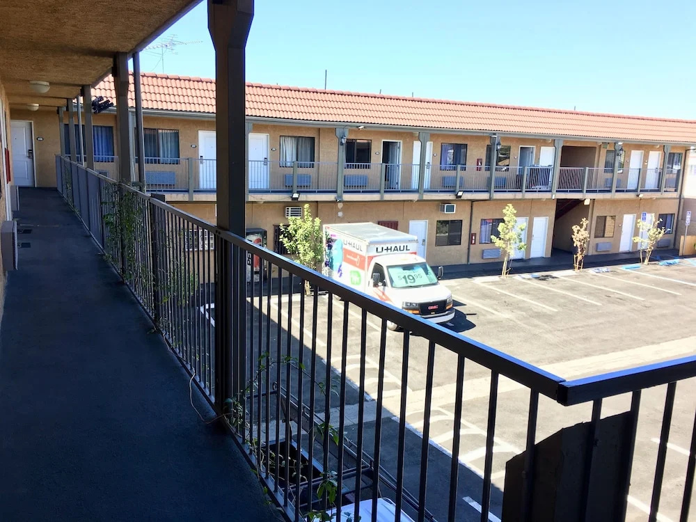 photo 1 of Dream Inn