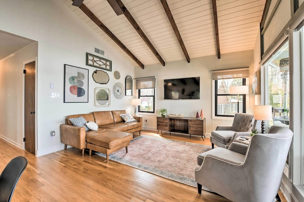 photo 1 of Dreamy Lake Norman Cottage w/ Panoramic Lake Views