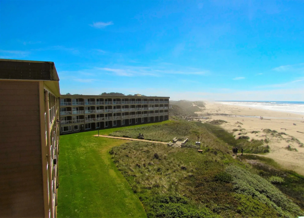 photo 1 of Driftwood Shores Resort And Conference Center