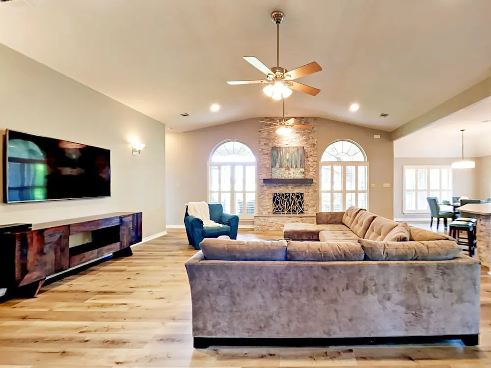 photo 1 of Dripping Springs Home 4 Bedrooms 2 Bathrooms Home
