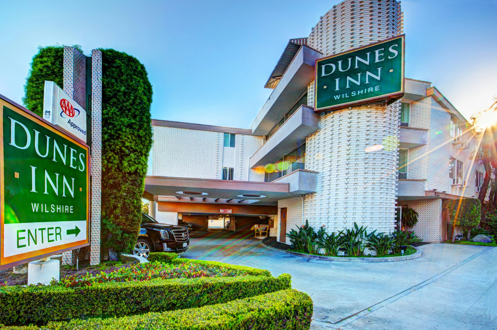 photo 1 of Dunes Inn - Wilshire