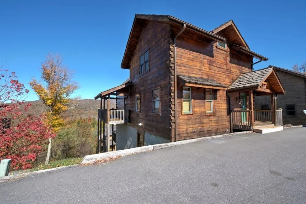 photo 1 of Eagle's Nest - 4 Br Cabin