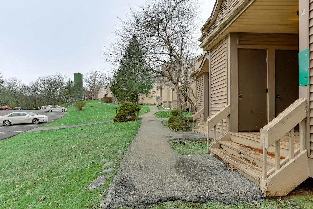 photo 1 of East Stroudsburg Townhouse < 1 Mi to Ski Area!
