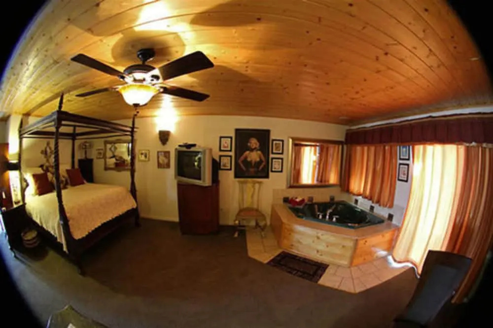 photo 1 of Echo Canyon Spa Resort (Adults Only)