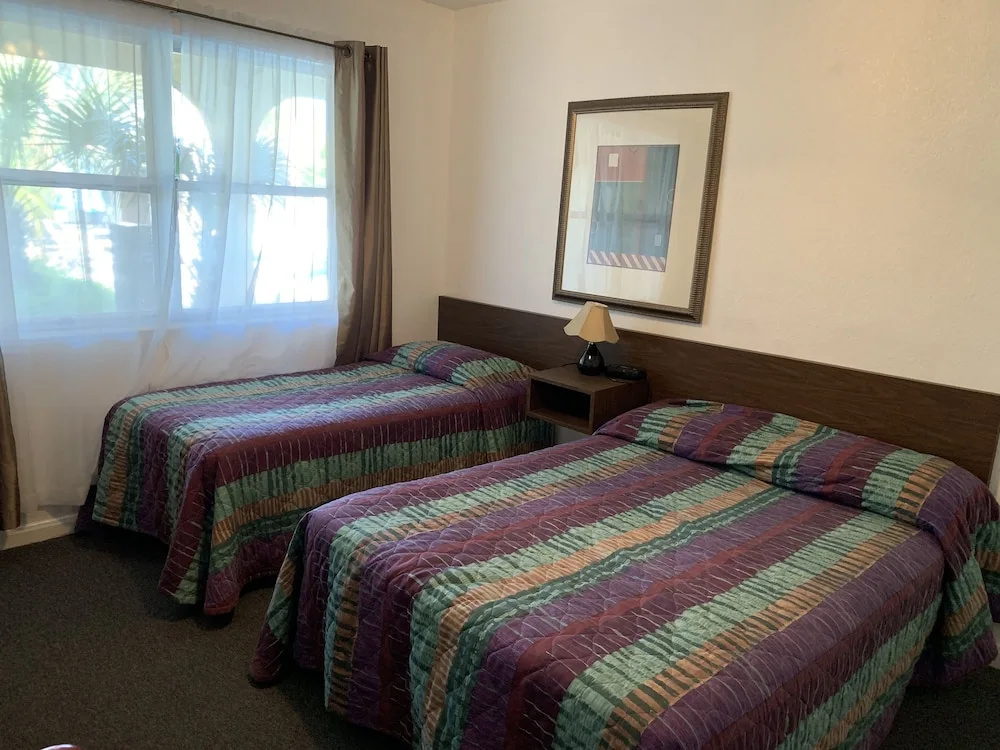 photo 1 of Echo Sails Motel