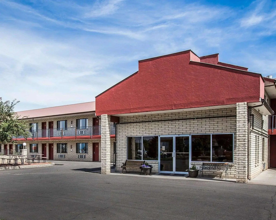 photo 1 of Econo Lodge Cortez near Mesa Verde