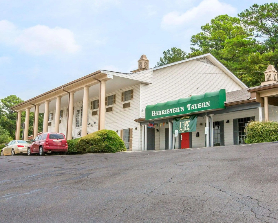 photo 1 of Econo Lodge Birmingham - Hoover