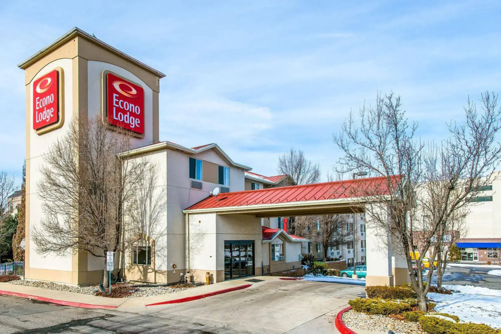 photo 1 of Econo Lodge Thornton - Denver North