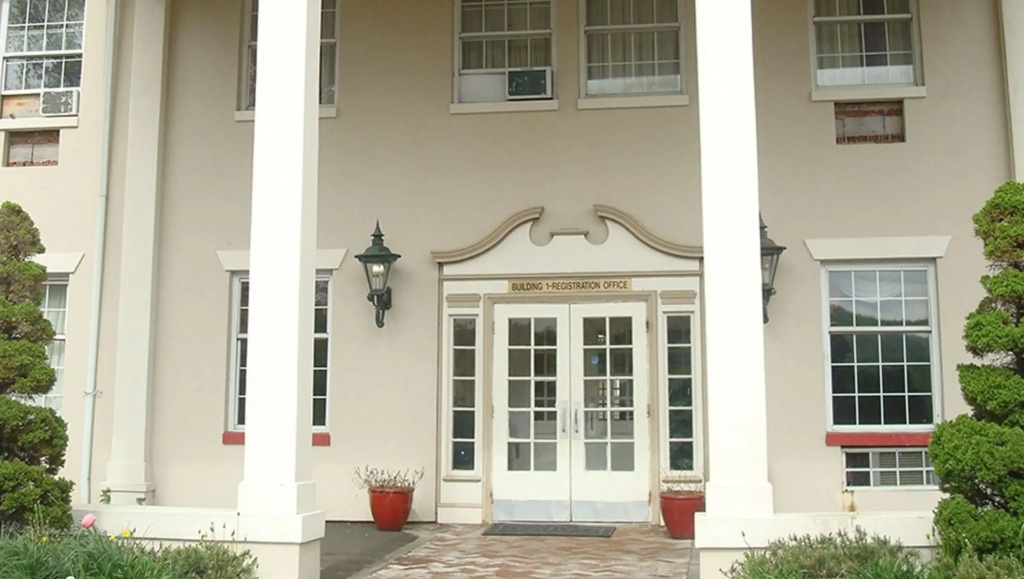 photo 1 of New Haven Inn