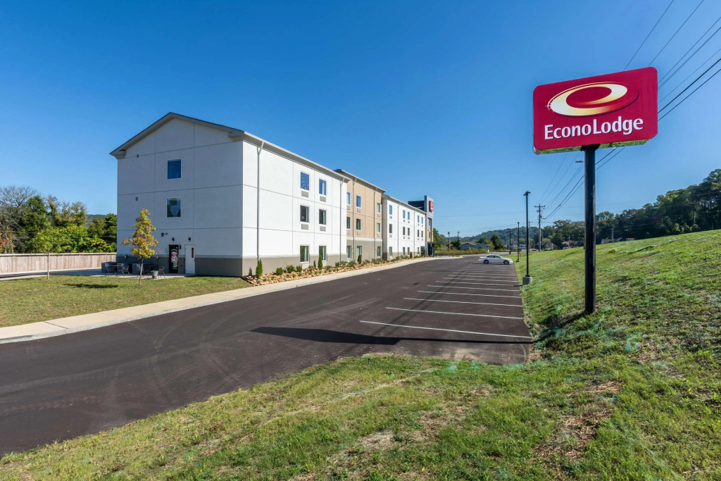 photo 1 of Econo Lodge Dayton