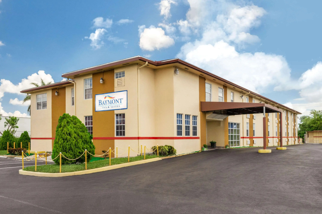 photo 1 of Belmont Inn & Suites