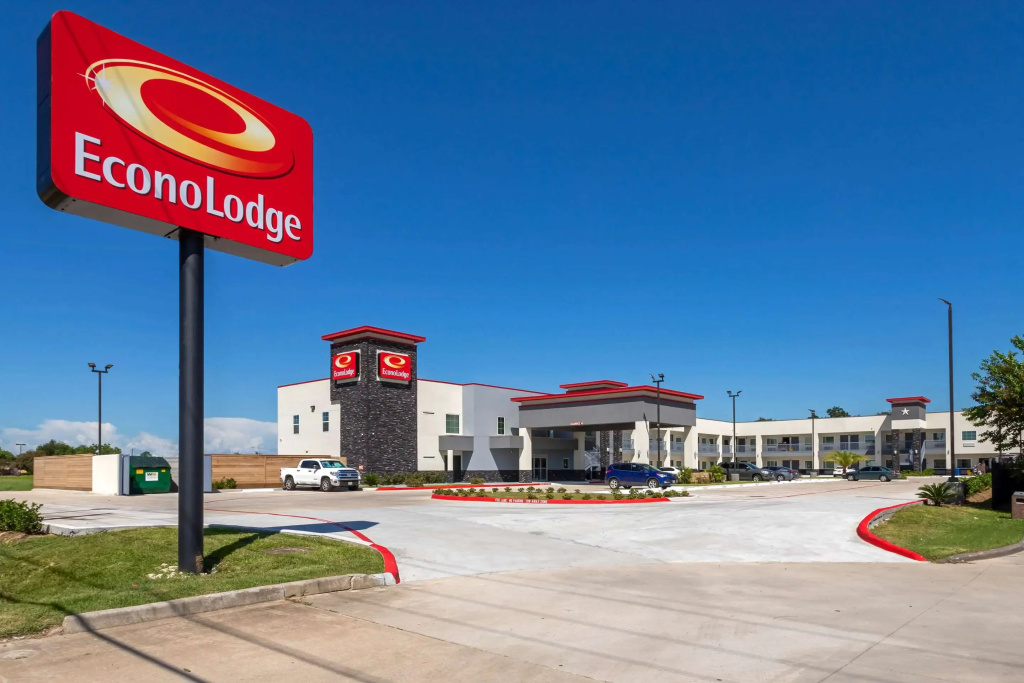 photo 1 of Econo Lodge Houston