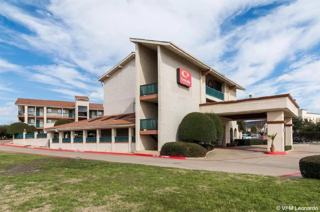 photo 1 of Econo Lodge Inn  Suites Six Flags