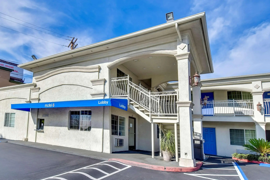 photo 1 of Motel 6 Garden Grove