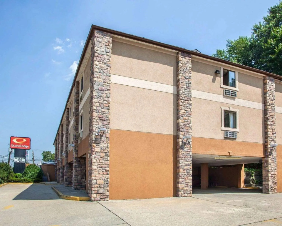 photo 1 of Days Inn by Wyndham Jersey City / NYC Area