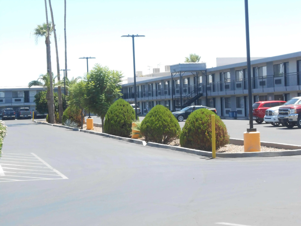 photo 1 of SureStay By Best Western Phoenix Airport