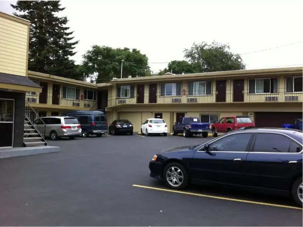 photo 1 of Economy INN