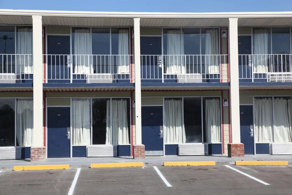 photo 1 of Economy Inn Hotel