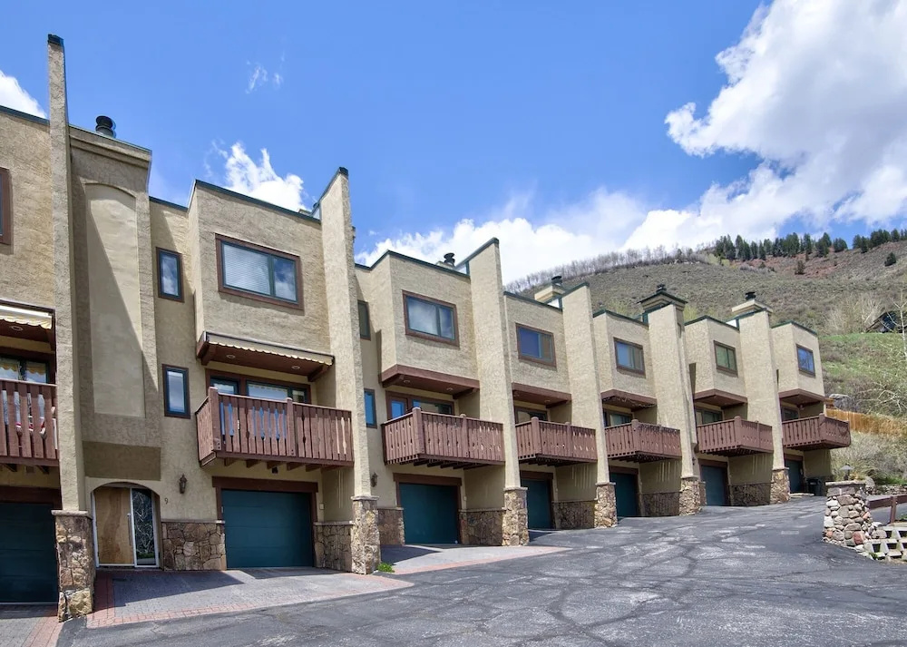 photo 1 of Eiger 9 3 Bedroom Condo by RedAwning