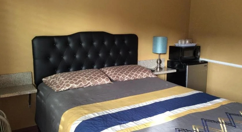 photo 1 of El Don Motel