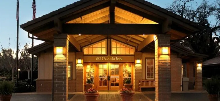 photo 1 of El Pueblo Inn
