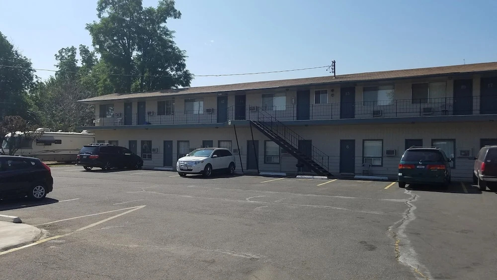 photo 1 of El Rancho Motel