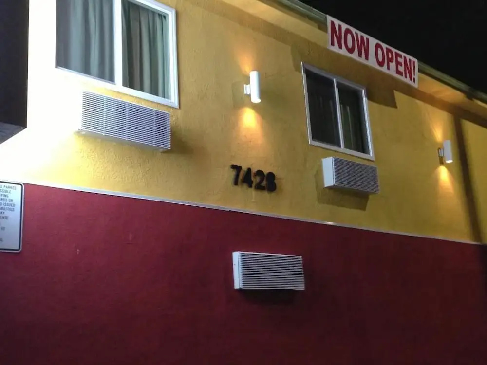 photo 1 of El Rancho Motel