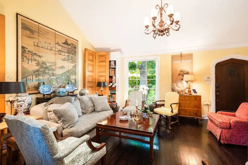 photo 1 of Elegant Home in the Heart of LA 2 Bedrooms 1 Bathroom Duplex