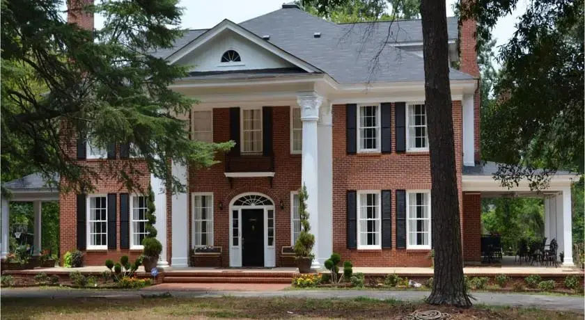 photo 1 of Elm Abode Mansion