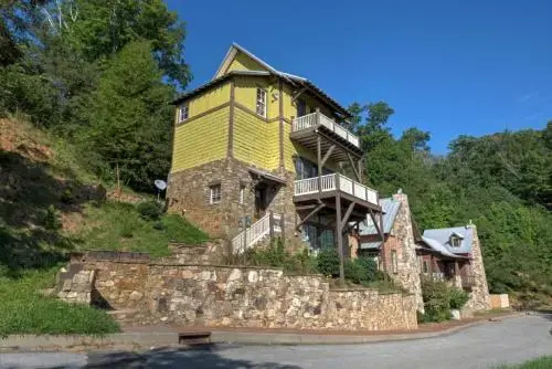 photo 1 of Emerald Sky - 3 Br Home