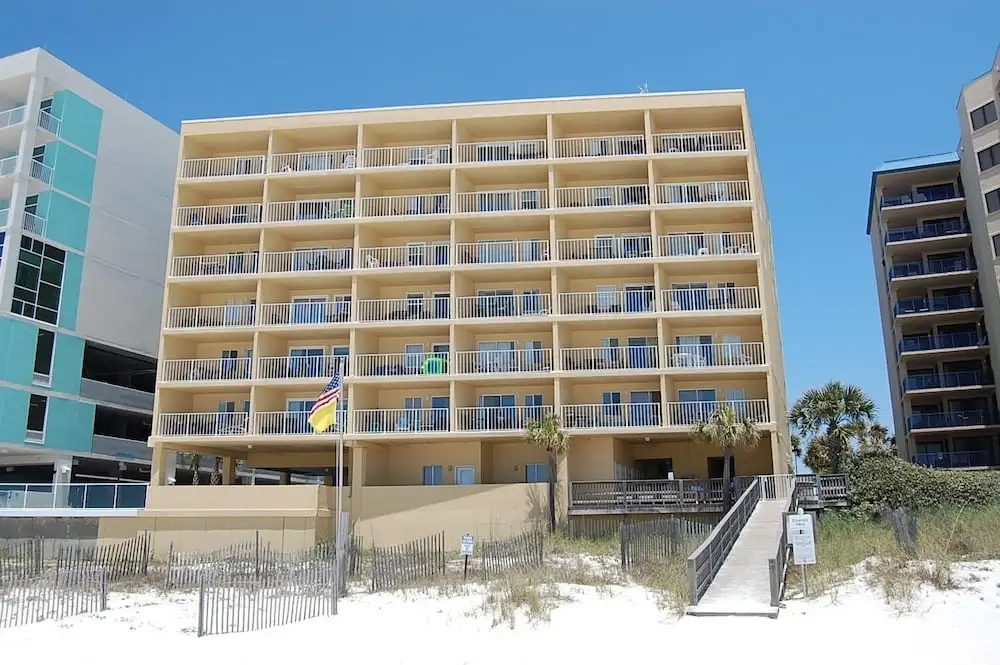 photo 1 of Emerald Skye 53