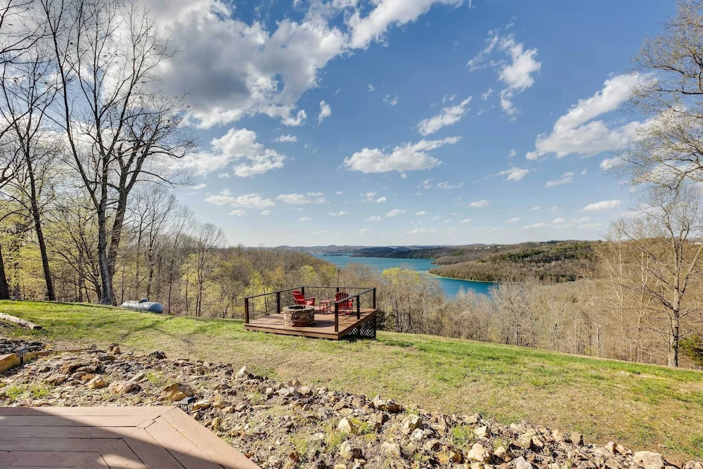 photo 1 of Eureka Springs Vacation Rental Near Beaver Lake!