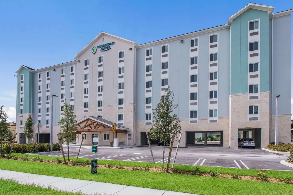 photo 1 of WoodSpring Suites Doral Miami Airport