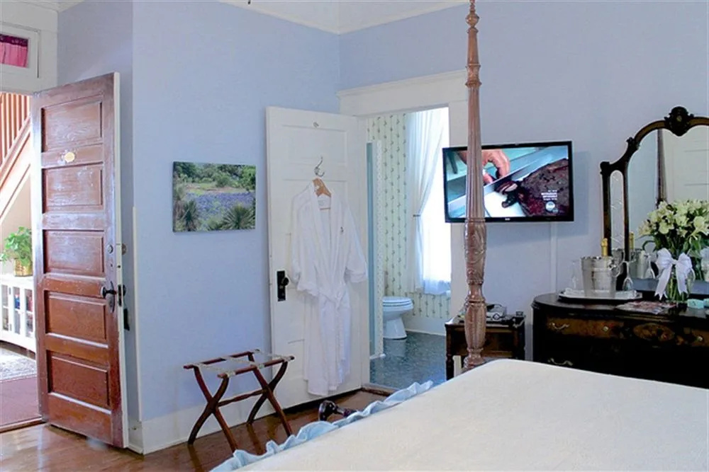 photo 1 of Gardenia Inn